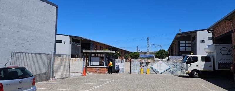 To Let commercial Property for Rent in Maitland Western Cape